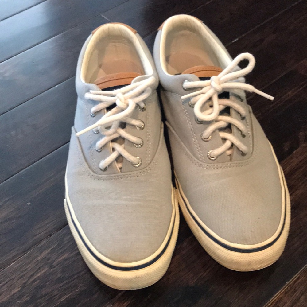 Men’s Light Gray Sperry Sneakers size 9.5